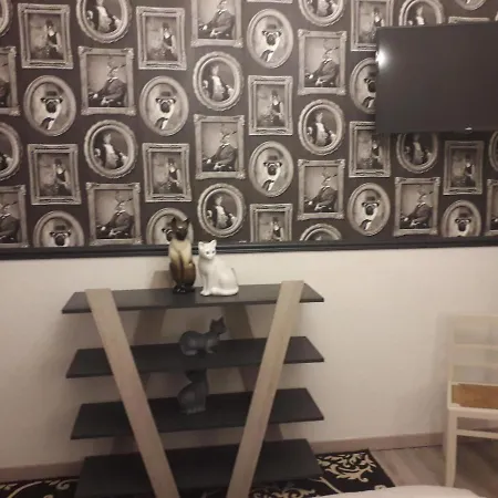 Le Boudoir De La Lys *